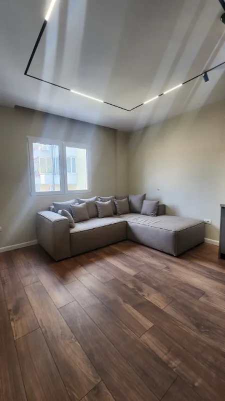 Tirane, shitet apartament 1+1 Kati 3, 57 m² 158.000 € (MINE PEZA)