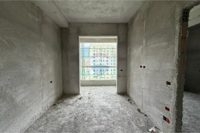 Tirane, shitet apartament 1+1 , 66 m² 98.700 € (kokonozeve)