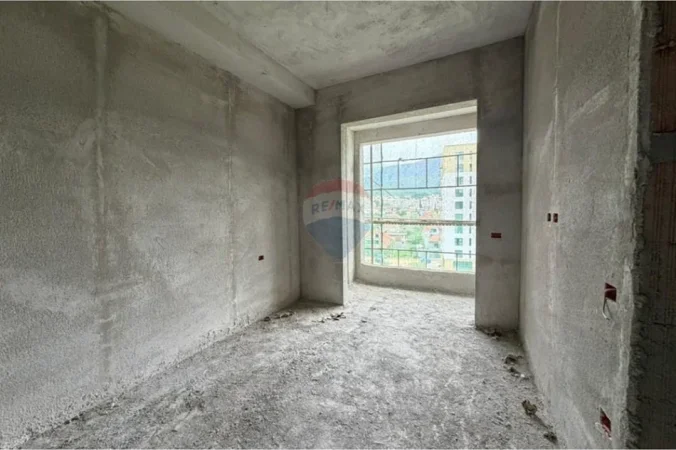 Tirane, shitet apartament 1+1 , 66 m² 98.700 € (kokonozeve)