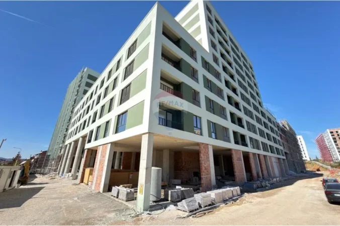 Tirane, shitet apartament 1+1 , 66 m² 98.700 € (kokonozeve)