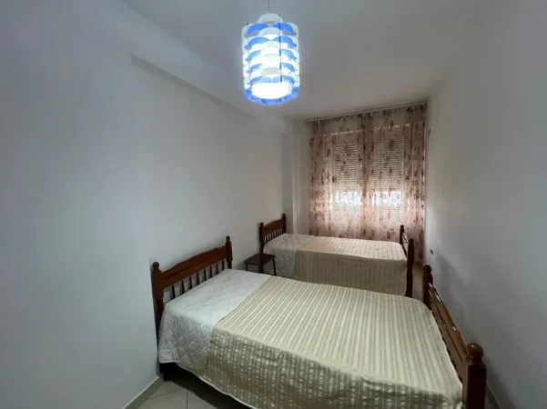 🏡 Jepet me Qera Apartament 2+1+2 ne Astir tek Vila L,  400 Euro