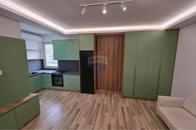 Tirane, jepet me qera apartament 1+1 , 38 m² 400 € (Rruga e Elbasanit)