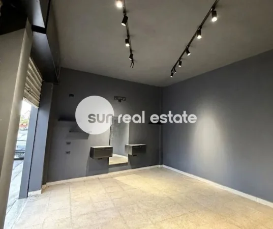 Shkoder, jepet me qera magazine Kati 1, 70 m² (MBAS SHKOLLES NDRE MJEDA)