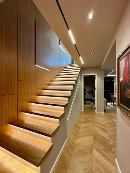 Tirane, shitet Vile 4+1+Aneks+Ballkon Kati 0, 299 m² 1.000.000 € 