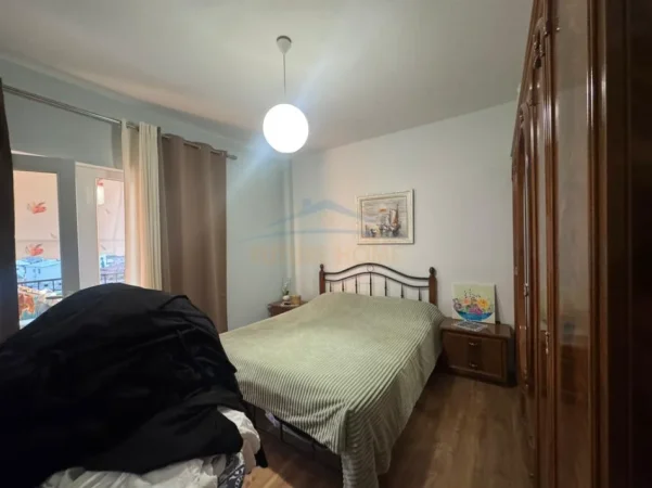 Tirane, shitet apartament 2+1 Kati 4, 141 m² 200.000 € (Rruga Jordan Misja)