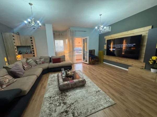 Tirane, shitet apartament 2+1 Kati 4, 141 m² 200.000 € (Rruga Jordan Misja)