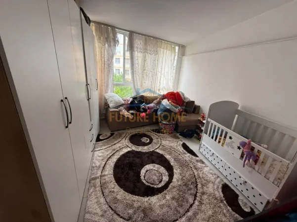 Tirane, shitet apartament 2+1+Ballkon Kati 2, 74 m² 130.000 € (Unaza e Re)