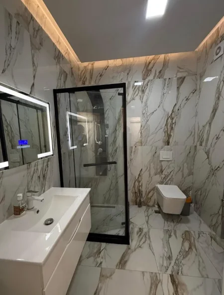 Tirane, jepet me qera apartament 2+1+Ballkon Kati 3, 110 m² 62.000 € (Urban Gate , Astir)