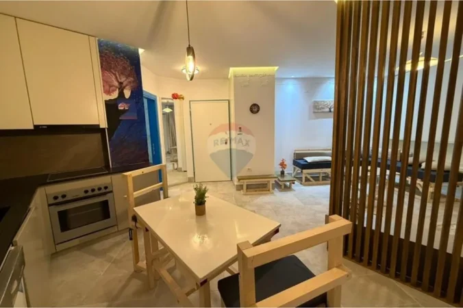 Tirane, shitet apartament 1+1 , 70 m² (kodra e diellit)