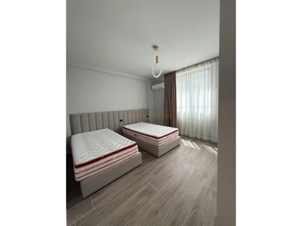 Vlore, shitet apartament 2+1 Kati 0, 148 m² 389.000 € (UJI I FTOHTE)