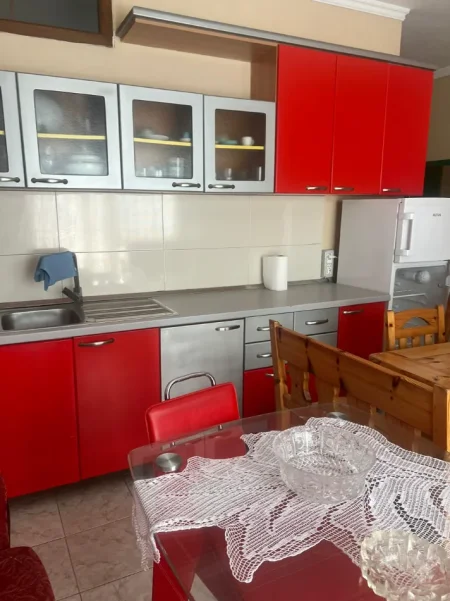 DURRES SHITET APARTAMENT 1+1 NE GOLEM  100.000 €