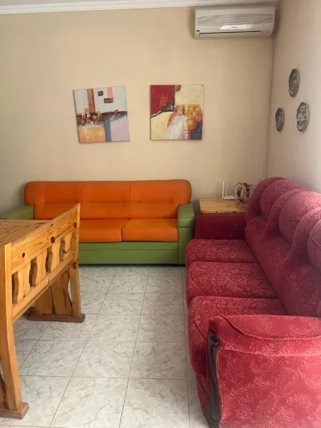 DURRES SHITET APARTAMENT 1+1 NE GOLEM  100.000 €