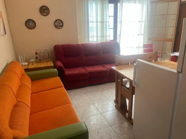 DURRES SHITET APARTAMENT 1+1 NE GOLEM  100.000 €