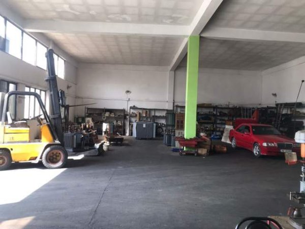 Tirane, shes magazine Kati 0, 600 m² 980.000 Euro (AUTOSTRADA TIRANE-DURRES, KM 2, PRANE BMW AUTO)