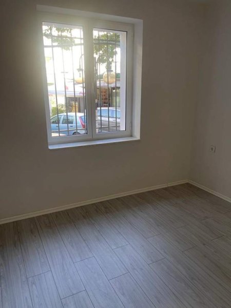 Tirane, shitet apartament 2+1 Kati 1, 75 m² 110.000 Euro (asim vokshi)