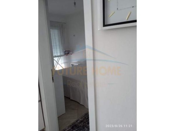 Tirane, jepet me qera apartament 1+1 Kati 2, 70 m² 300 Euro (Fresk)