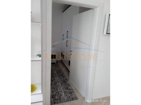Tirane, jepet me qera apartament 1+1 Kati 2, 70 m² 300 Euro (Fresk)