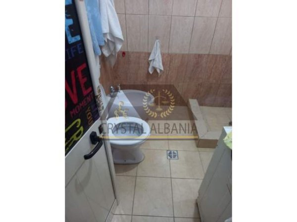 Tirane, jap me qera garsonier 1+1 Kati 2, 240 Euro (rruga vebi hoxha)