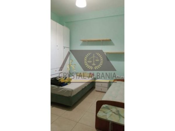 Tirane, jap me qera garsonier 1+1 Kati 2, 55 m² 250 Euro (Vebi Hoxha)