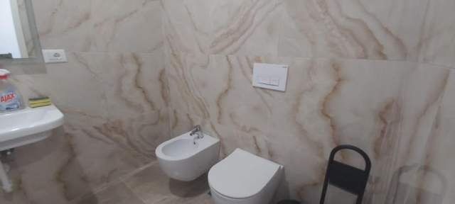 Tirane, jepet me qera apartament 2+1+BLK Kati 4, 75 m² 500 Euro (pasho hysa)