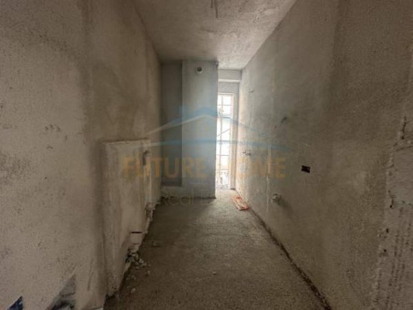 Tirane, shitet apartament 2+1 Kati 2, 87 m² 105.000 Euro (Sokrat Miho,)