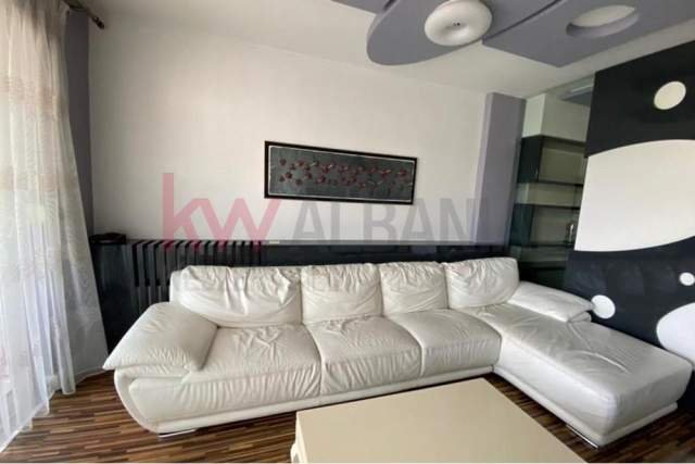 Tirane, jepet me qera apartament 2+1+BLK Kati 10, 115 m² 1.200 Euro (bllok , tirane)