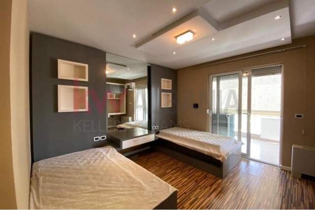 Tirane, jepet me qera apartament 2+1+BLK Kati 10, 115 m² 1.200 Euro (bllok , tirane)