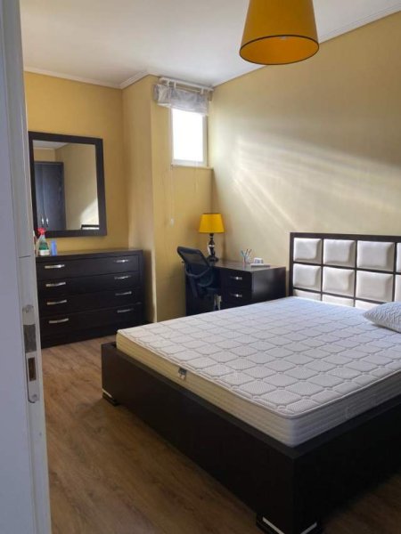 Tirane, jepet me qera apartament 3+1+BLK Kati 10, 120 m² 800 Euro (Rruga Panorama, Prestige)