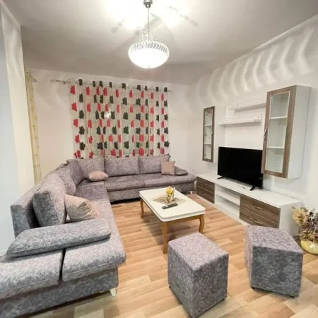 Tirane, shes apartament 2+1 120 m² 165.000 Euro (LIQENI I THATE, Bar Queen)
