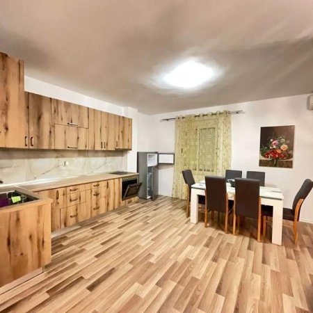 Tirane, shes apartament 2+1 120 m² 165.000 Euro (LIQENI I THATE, Bar Queen)