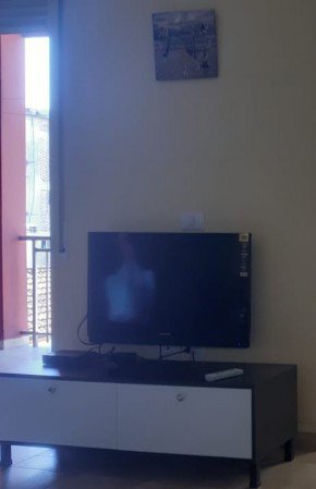 Tirane, jepet me qera apartament 1+1+BLK Kati 3, 73 m² 47.000 Leke (XHAMLLIK)