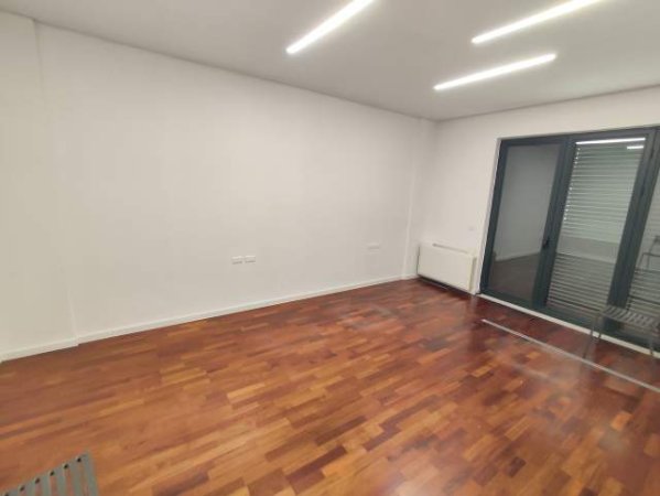 Tirane, jepet me qera apartament Kati 3, 124 m² 1.400 Euro TVSH (Themistokli Germenji)