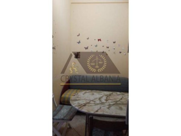 Tirane, jap me qera apartament 1+1 Kati 2, 55 m² 250 Euro (vebi hoxha)