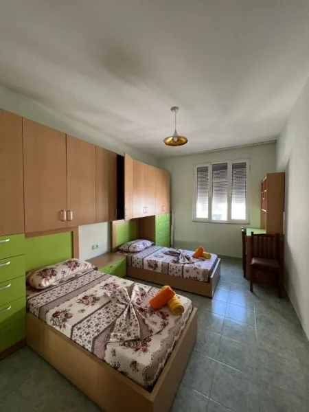 Vlore, jepet me qera 5+1+A+BLK Kati 9,