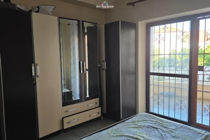 Tirane, jepet me qera apartament 1+1+Ballkon Kati 2, 60 m² 420 € (laprake)