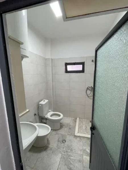 Tirane, shitet garsonier 1+1 , 48 m² 99.000 € 