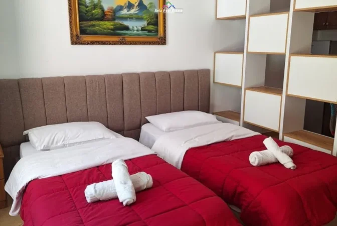 Tirane, shes apartament 1+1+Ballkon Kati 2, 93 m² 224.000 € (rruga e durresit)