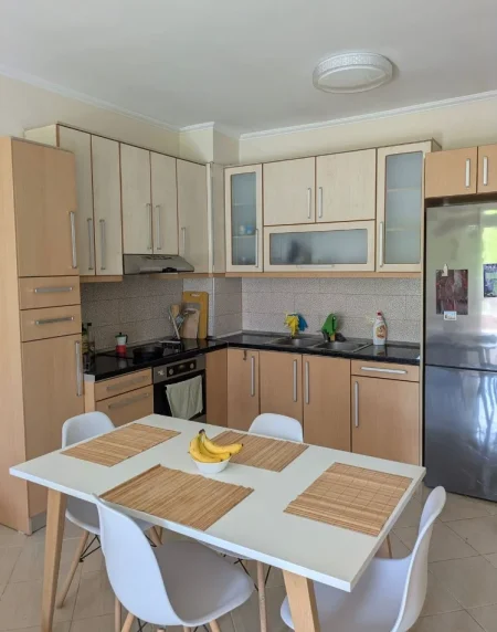Tirane, jepet me qera apartament 1+1+Aneks+Ballkon , 60 m² 450 € (kodra e diellit)