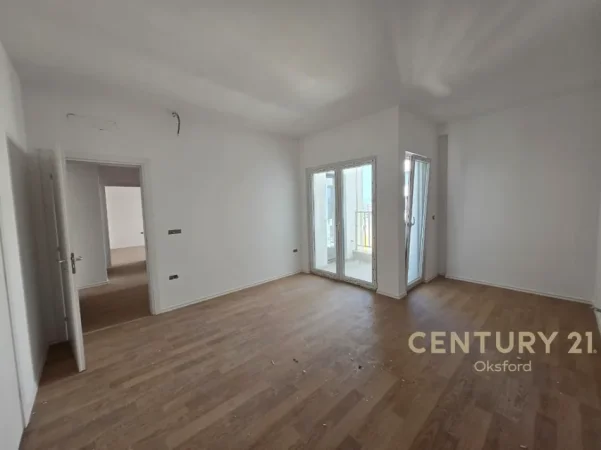Tirane, shitet apartament 2+1 Kati 11, 101 m² (Zogu i Zi)