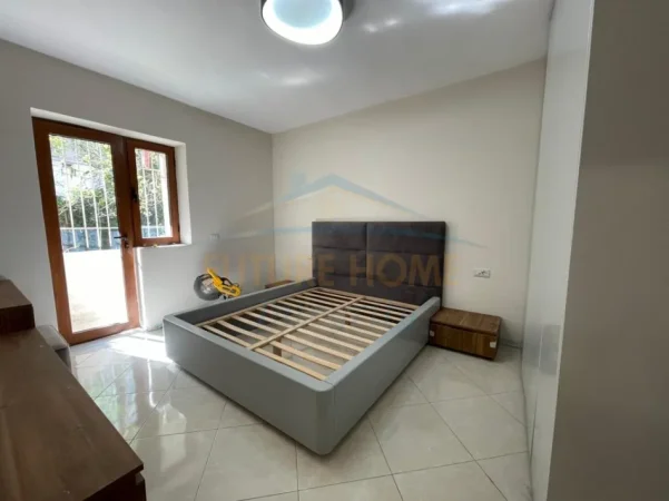 Tirane, jepet me qera apartament 2+1+Ballkon Kati 1, 72 m² 550 € (Shkolla e Baletit)