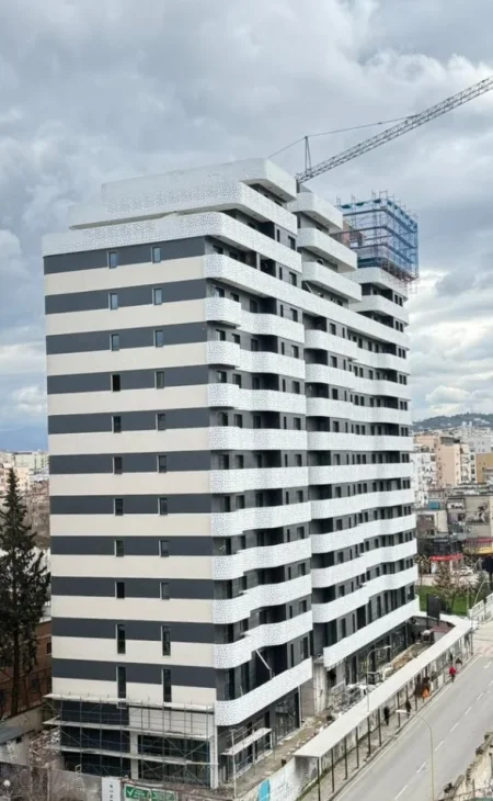Tirane, shitet apartament 2+1 Kati 12, 107 m² 279.300 € 