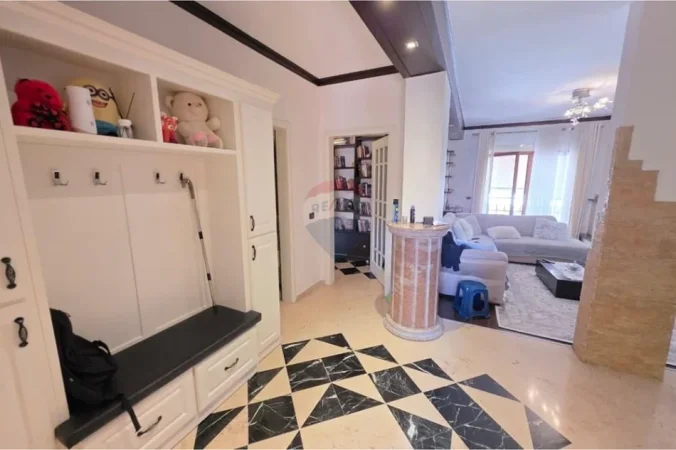 Shitet apartament 2+1 Rrapo Hekali , Tirane