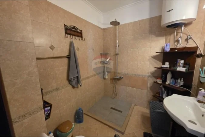 Shitet apartament 2+1 Rrapo Hekali , Tirane