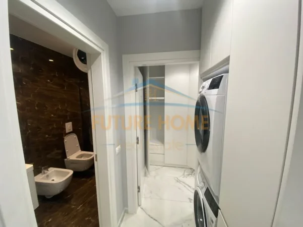 Tirane, shitet apartament 1+1+Ballkon Kati 6, 69 m² 177.000 € (Rruga Panorama)
