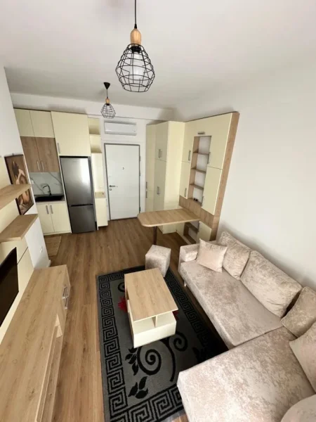 Tirane, jepet me qera apartament 1+1 Kati 2, 50 m² 450 € (Apartament 11 Me Qera)