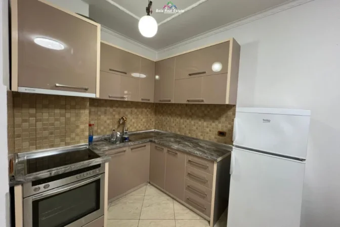 Tirane, jepet me qera apartament 1+1 Kati 3, 74 m² 530 € (Rruga Dritan Hoxha)