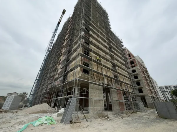SHITET : 1+1📍Ish Fusha e Aviacionit (Prane Shkolles Dhori Leka) - Faze Suvatimesh || 145,000€ - Sp.94m² - Mundesi si per Investim dhe banim