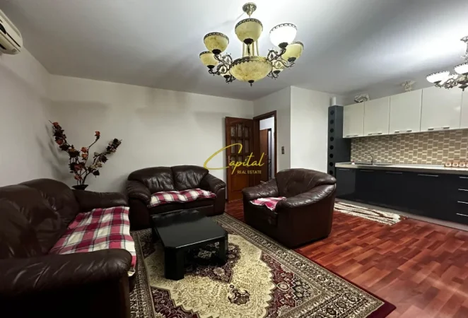 Tirane, jepet me qera apartament 2+1 Kati 4, 100 m² 550 € (RRUGA FORTUZI)