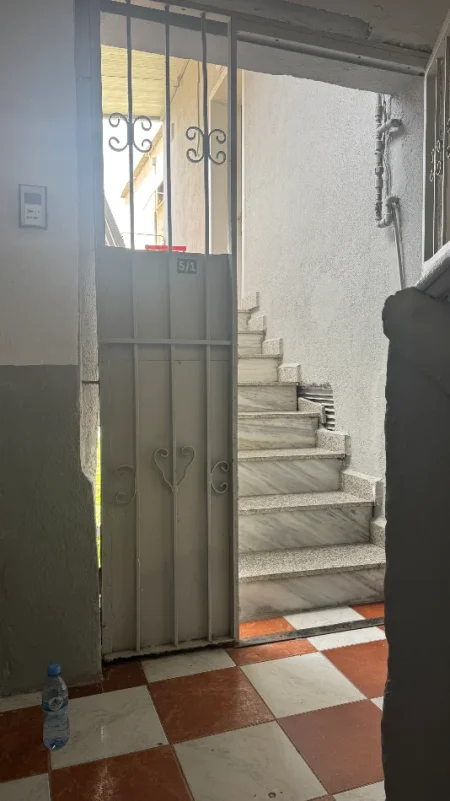 Tirane, jepet me qera apartament 1+1+Ballkon Kati 3, 60 m² 500 € (Perball Square 21)