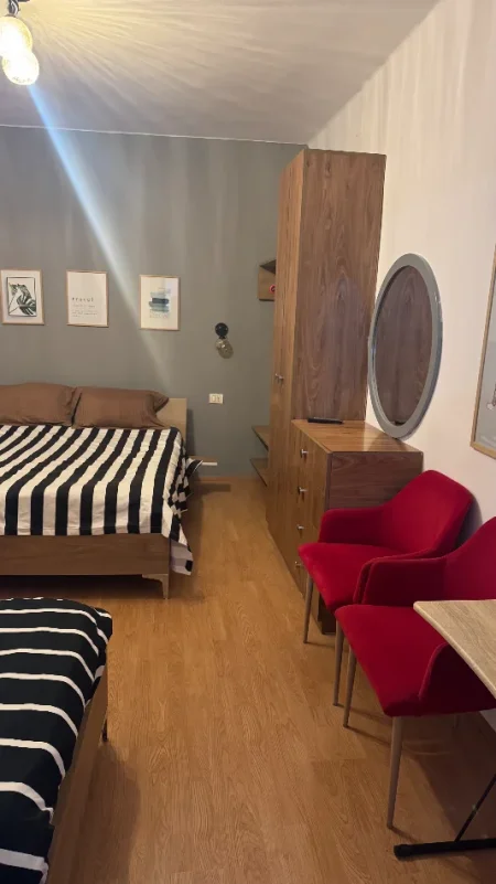 Tirane, jepet me qera apartament 1+1+Ballkon Kati 3, 60 m² 500 € (Perball Square 21)